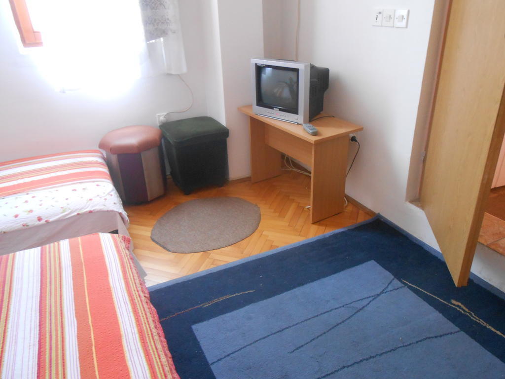 Apartments & Hostel Zdrava Hrana Mostar Habitación foto