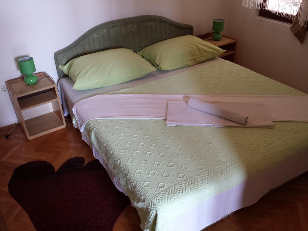 Apartments & Hostel Zdrava Hrana Mostar Habitación foto
